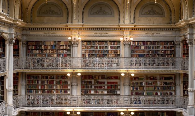 <em>Growing Up Surrounded by Books Could Have Powerful, Lasting Effect on the Mind</em>